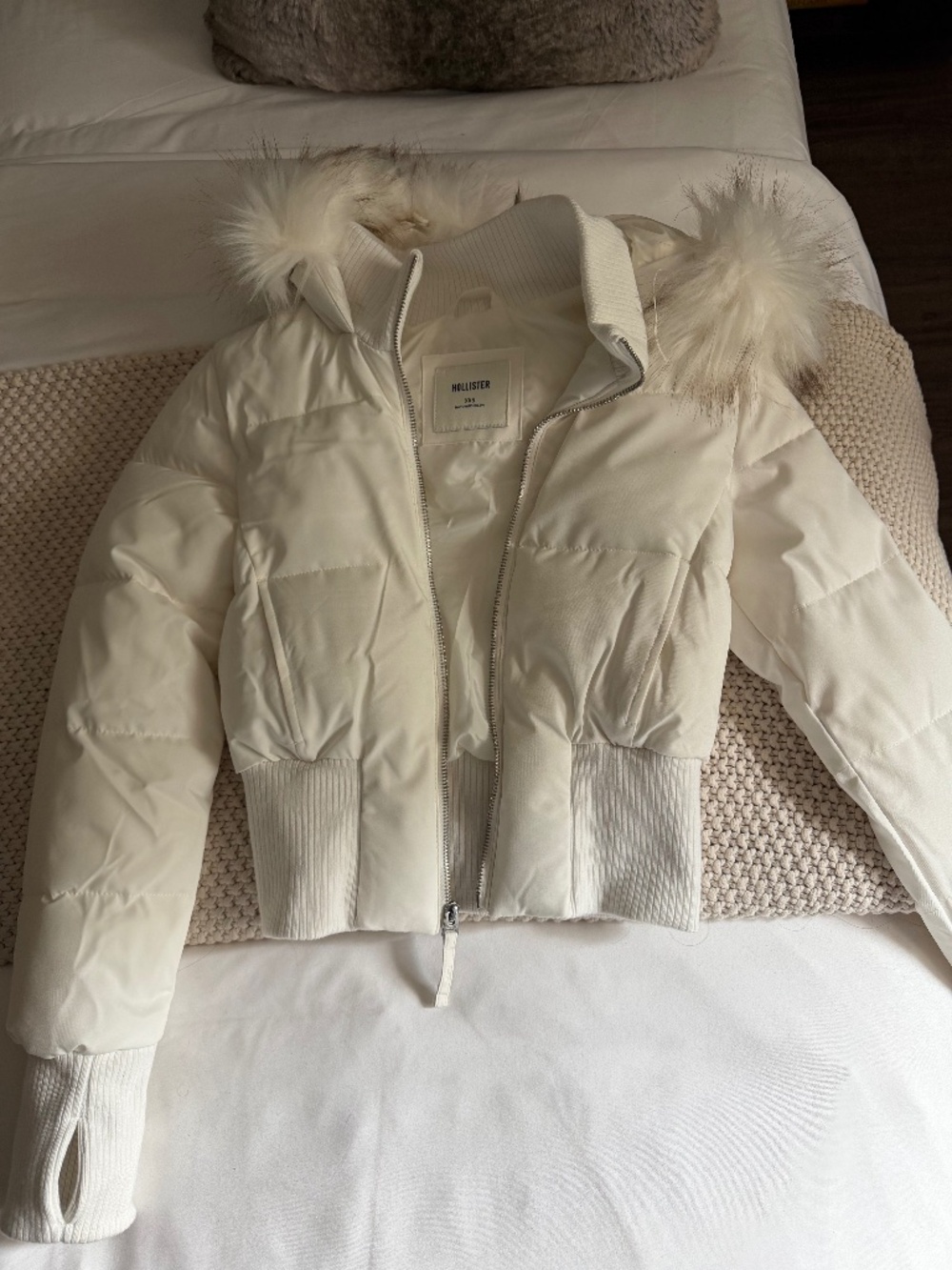 Hollister Faux Fur Trim Puffer Bomber Jacket